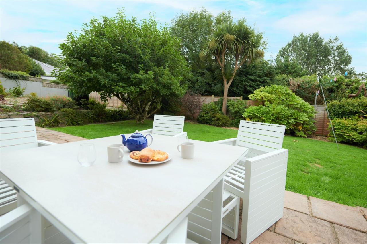 Sea Gem- Beautiful Family Home With Stunning Sea Views & Garden Tenby Dış mekan fotoğraf